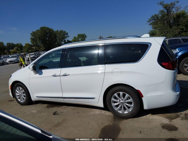 Aukcja sprzedaży 2018 Chrysler Pacifica Touring L, vin: 2C4RC1BG7JR120948, numer aukcji: 46009222