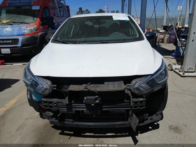 2022 Nissan Versa 1.6 S Xtronic Cvt მანქანა იყიდება აუქციონზე, vin: 3N1CN8DV4NL832473, აუქციონის ნომერი: 46009253