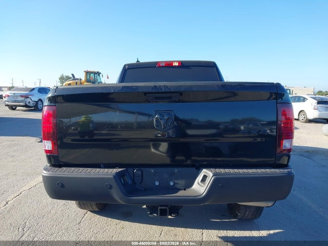 46009286 :رقم المزاد ، 1C6RR7GG6NS121904 vin ، 2022 Ram 1500 Classic Warlock  4x4 6'4 Box مزاد بيع