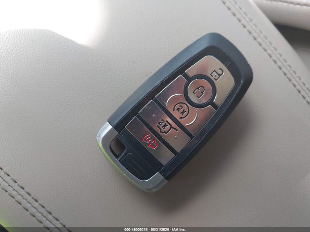 Продаж на аукціоні авто 2022 Lincoln Corsair Standard, vin: 5LMCJ1C99NUL16564, номер лоту: 46009288