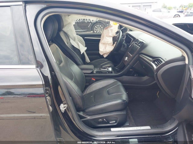 46009330 :رقم المزاد ، 3FA6P0RU6KR166205 vin ، 2019 Ford Fusion Hybrid Titanium مزاد بيع