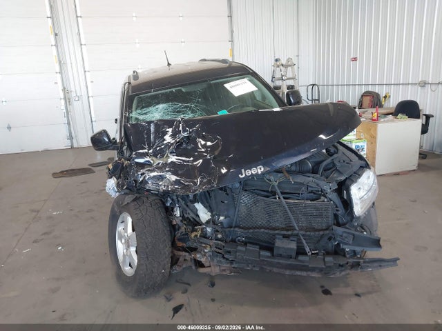 2011 Jeep Grand Cherokee Laredo მანქანა იყიდება აუქციონზე, vin: 1J4RR4GG3BC551154, აუქციონის ნომერი: 46009335