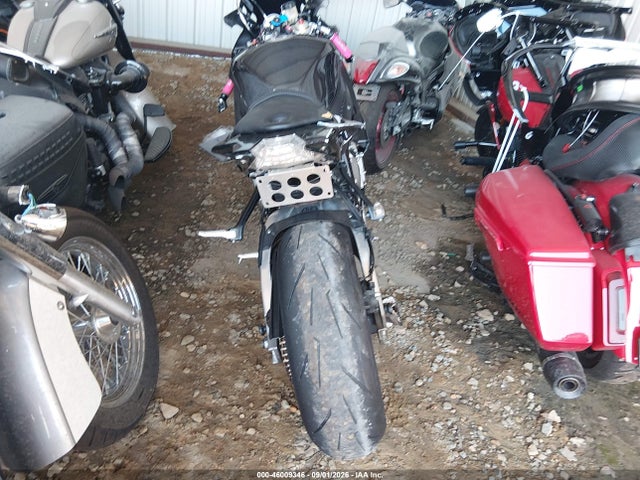 46009346 :رقم المزاد ، WB1053403CZL15112 vin ، 2012 Bmw S 1000 Rr مزاد بيع