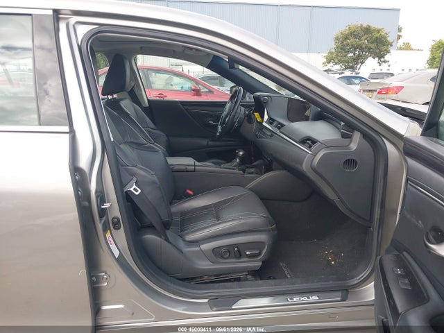 Lexus Es 300h Luxury 2019 58AB21B14KU002042 Image 5