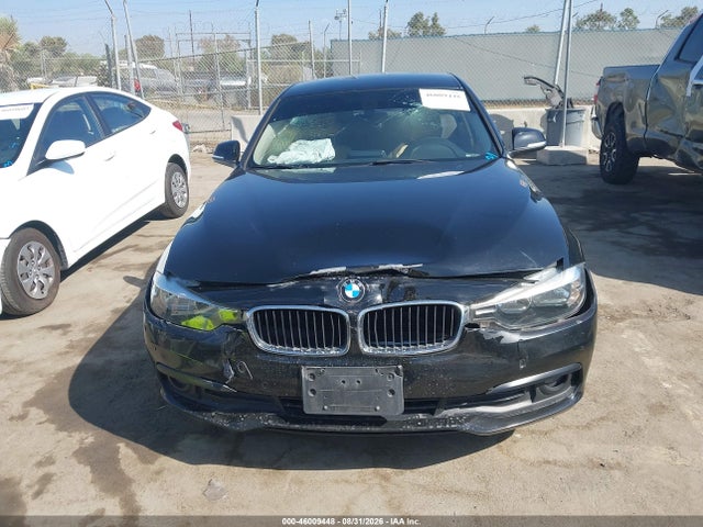 46009448 :رقم المزاد ، WBA8A9C59GK617047 vin ، 2016 Bmw 320i مزاد بيع