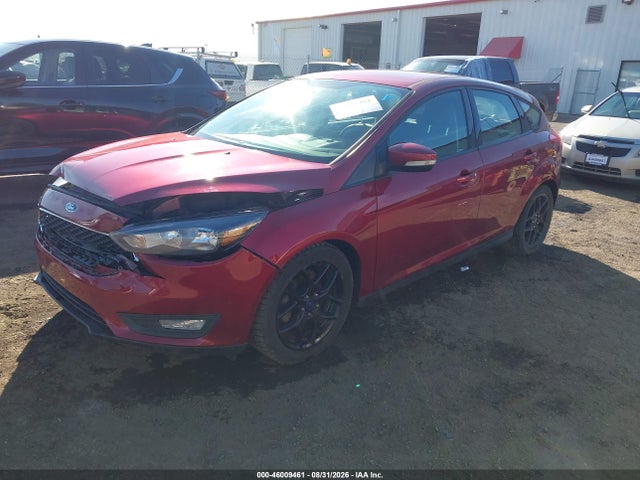 Ford FOCUS SE 2016 1FADP3K21GL206021 Image 2