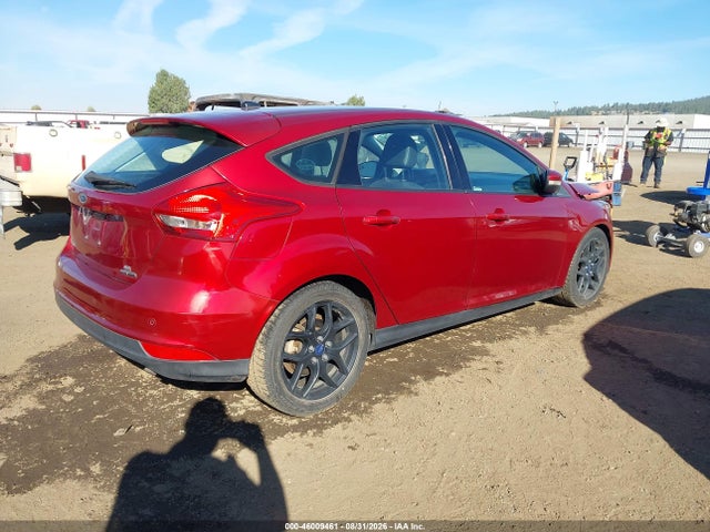 Ford FOCUS SE 2016 1FADP3K21GL206021 Image 4