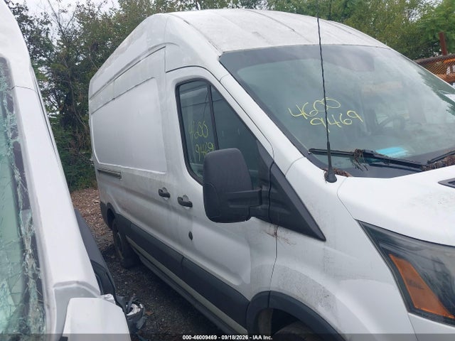 Продажа на аукционе авто 2015 Ford Transit-250, vin: 1FTYR2XM1FKA37472, номер лота: 46009469