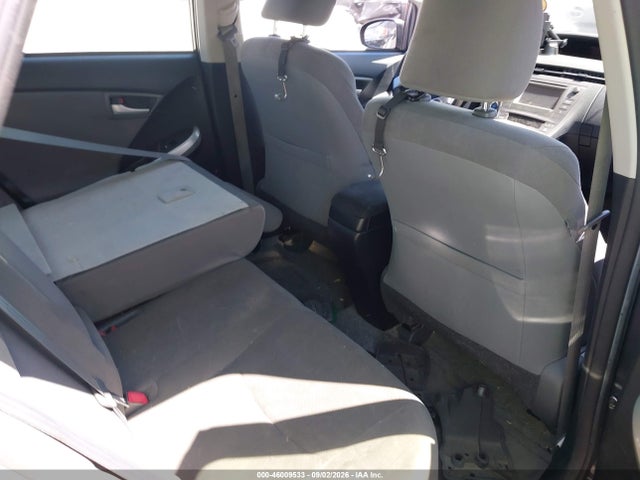 Toyota Prius Two 2014 JTDKN3DU7E1790357 Image 8