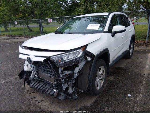 46009548 :رقم المزاد ، 2T3P1RFV0MC234063 vin ، 2021 Toyota Rav4 Xle مزاد بيع