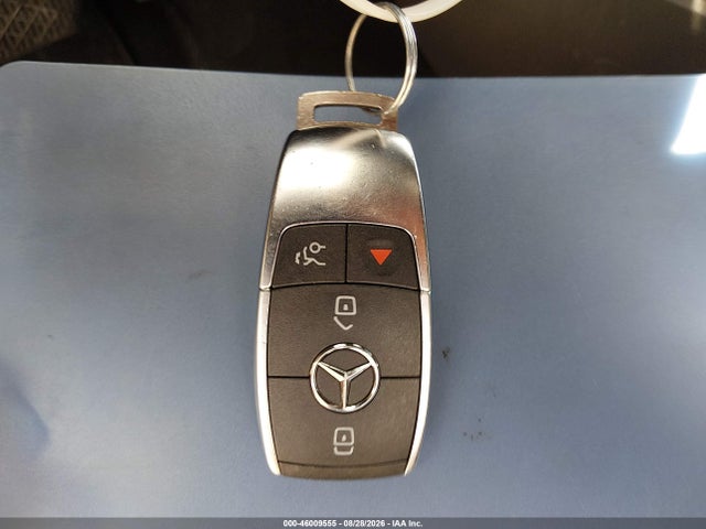 WDD3G4EB4KW013740 Mercedes-Benz A 220