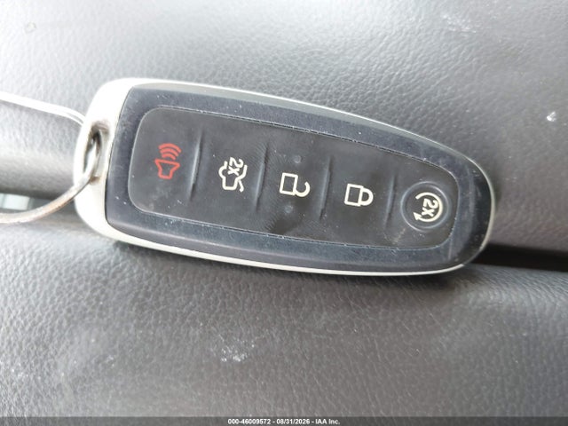 46009572 :رقم المزاد ، 1LNHL9EK3DG615160 vin ، 2013 Lincoln Mks مزاد بيع