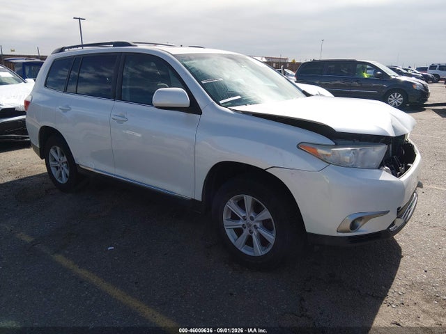 Продаж на аукціоні авто 2013 Toyota Highlander Se V6, vin: 5TDBK3EH3DS240942, номер лоту: 46009636