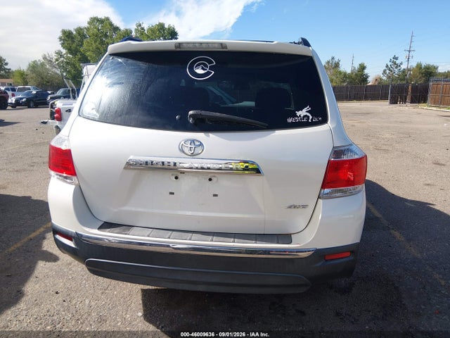 46009636 :رقم المزاد ، 5TDBK3EH3DS240942 vin ، 2013 Toyota Highlander Se V6 مزاد بيع