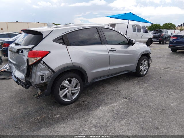 Продажа на аукционе авто 2020 Honda Hr-v 2wd Ex, vin: 3CZRU5H57LM704636, номер лота: 46009637