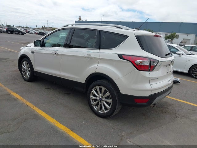 2017 Ford Escape Titanium მანქანა იყიდება აუქციონზე, vin: 1FMCU0JD5HUA62013, აუქციონის ნომერი: 46009638
