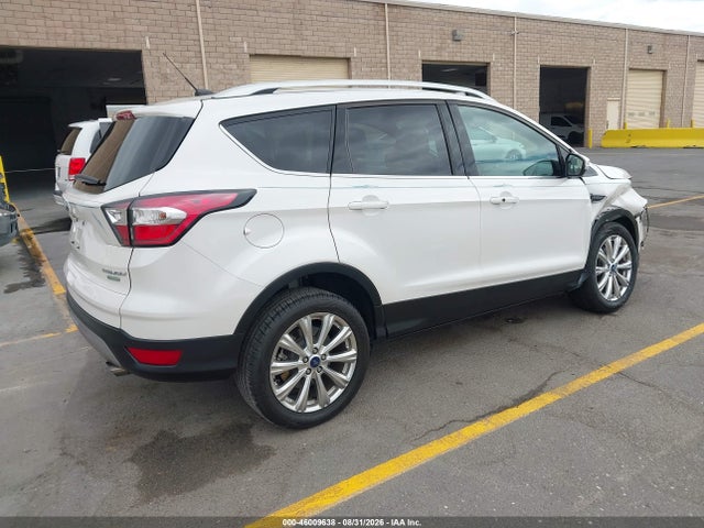 2017 Ford Escape Titanium მანქანა იყიდება აუქციონზე, vin: 1FMCU0JD5HUA62013, აუქციონის ნომერი: 46009638