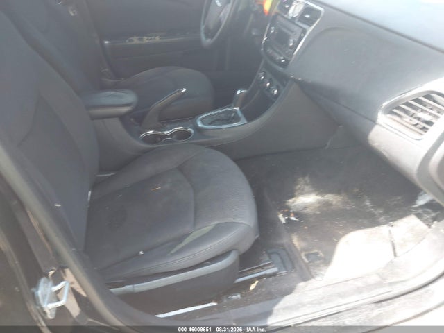 Продажа на аукционе авто 2013 Chrysler 200 Lx, vin: 1C3CCBAB1DN624760, номер лота: 46009651