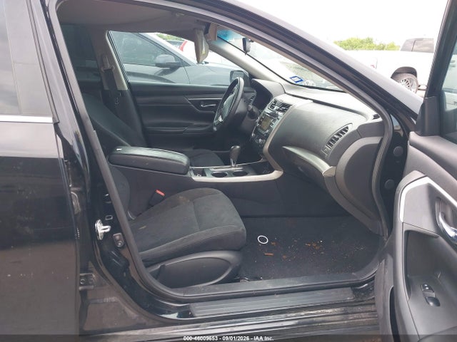 2015 Nissan Altima 2.5 Sv მანქანა იყიდება აუქციონზე, vin: 1N4AL3AP2FC471167, აუქციონის ნომერი: 46009653