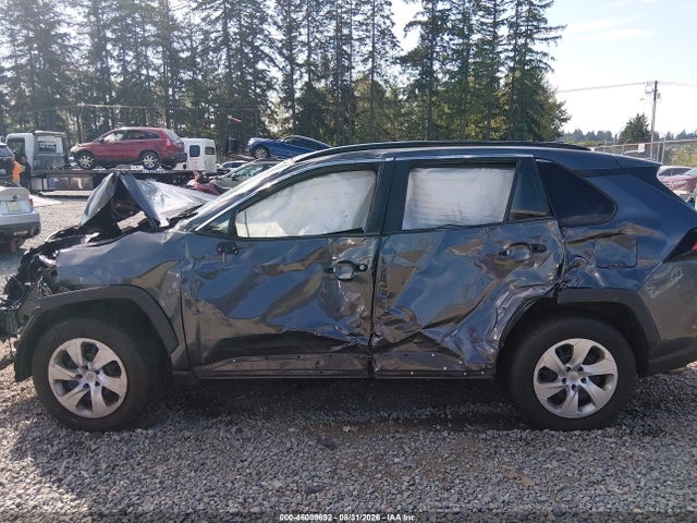 Toyota RAV4 LE 2019 2T3G1RFV8KC055671 Image 15