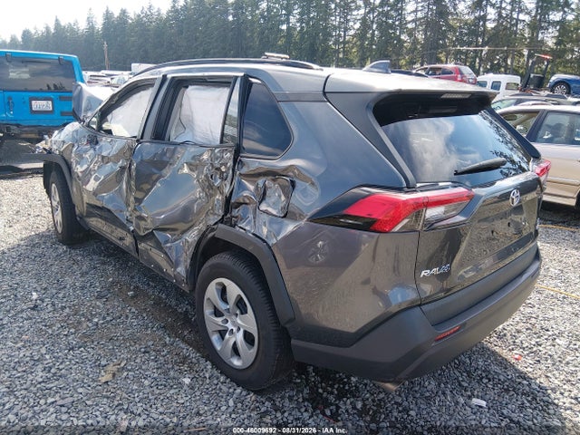 Toyota RAV4 LE 2019 2T3G1RFV8KC055671 Image 3