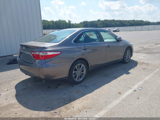 46009735 :رقم المزاد ، 4T1BF1FK1HU760959 vin ، 2017 Toyota Camry Se مزاد بيع