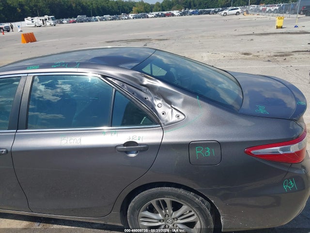 46009735 :رقم المزاد ، 4T1BF1FK1HU760959 vin ، 2017 Toyota Camry Se مزاد بيع