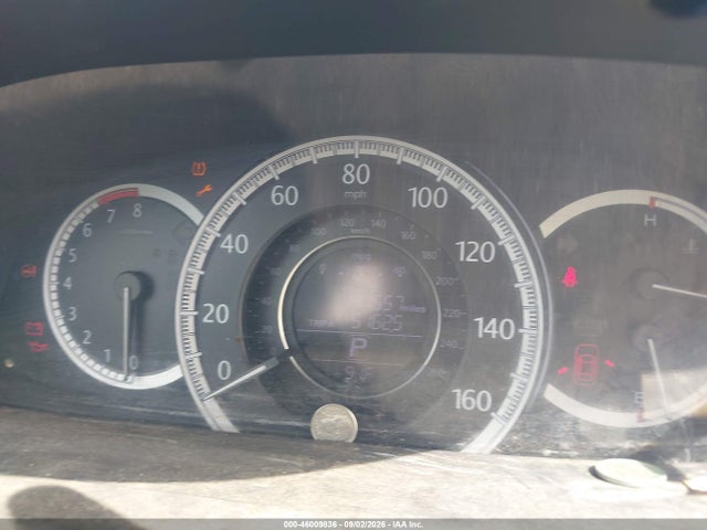 46009836 :رقم المزاد ، 1HGCR2F3XFA009485 vin ، 2015 Honda Accord Lx مزاد بيع