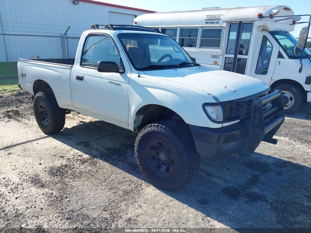 46009870 :رقم المزاد ، 4TAUN61C8SZ044711 vin ، 1995 Toyota Tacoma مزاد بيع