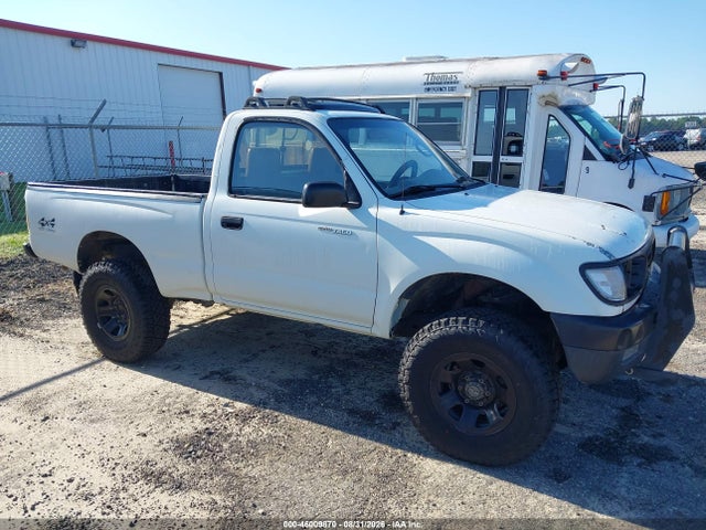 46009870 :رقم المزاد ، 4TAUN61C8SZ044711 vin ، 1995 Toyota Tacoma مزاد بيع