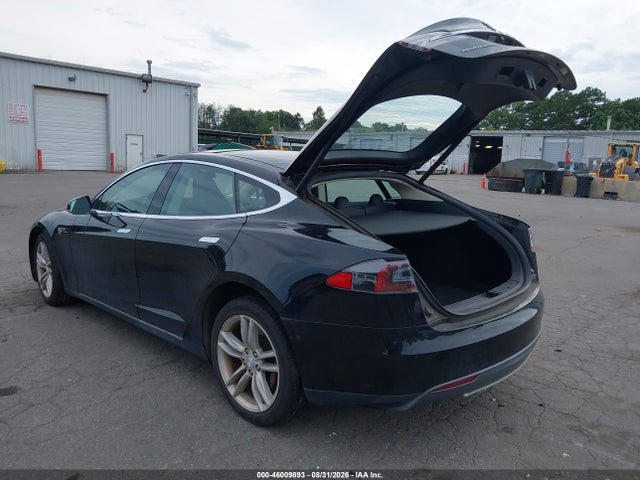 46009893 :رقم المزاد ، 5YJSA1CN1DFP25780 vin ، 2013 Tesla Model S مزاد بيع