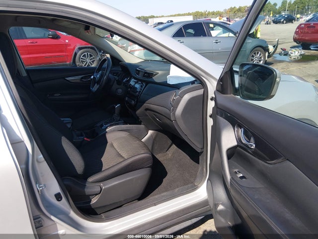 46010006 :رقم المزاد ، 5N1AT2MT6HC859739 vin ، 2017 Nissan Rogue Sv مزاد بيع