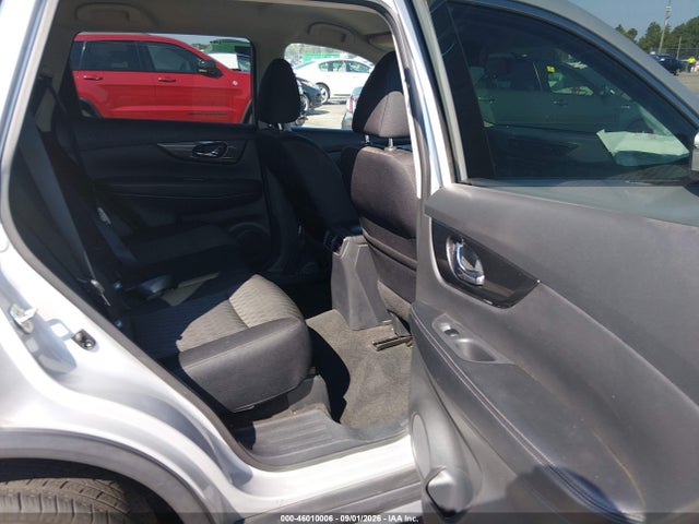 46010006 :رقم المزاد ، 5N1AT2MT6HC859739 vin ، 2017 Nissan Rogue Sv مزاد بيع