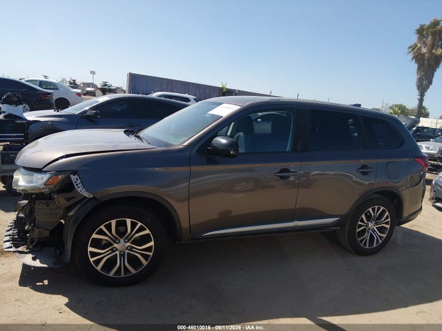 Aukcja sprzedaży 2017 Mitsubishi Outlander Es, vin: JA4AD2A34HZ063181, numer aukcji: 46010016