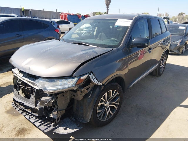 Aukcja sprzedaży 2017 Mitsubishi Outlander Es, vin: JA4AD2A34HZ063181, numer aukcji: 46010016