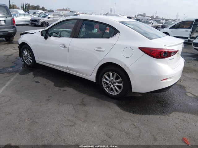Mazda Mazda3 I Touring 2015 JM1BM1V76F1219864 Image 3