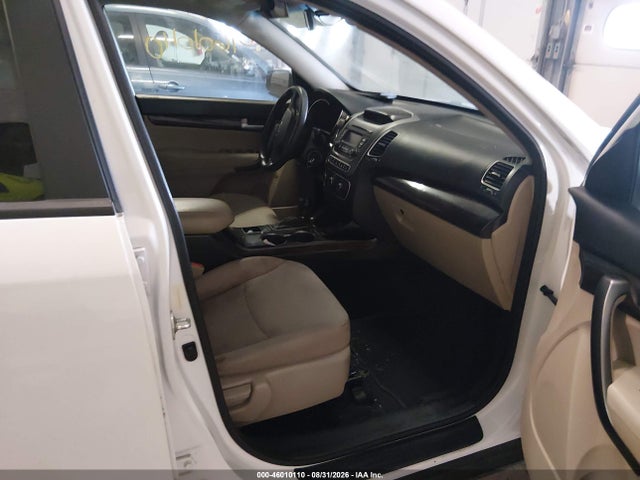 Продажа на аукционе авто 2015 Kia Sorento Lx V6, vin: 5XYKT4A79FG594710, номер лота: 46010110