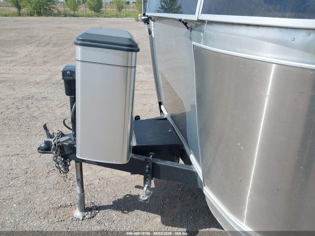 46010196 :رقم المزاد ، 1STJPYJ296J519311 vin ، 2006 Airstream Other مزاد بيع
