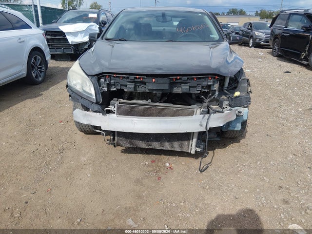 Продажа на аукционе авто 2013 Chevrolet Malibu 1ls, vin: 1G11B5SAXDF207847, номер лота: 46010202