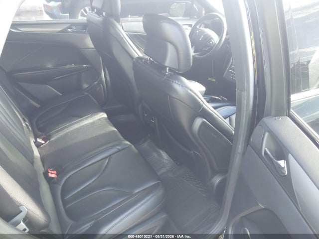 Продажа на аукционе авто 2017 Lincoln Mkc Premiere, vin: 5LMCJ1C94HUL03435, номер лота: 46010221