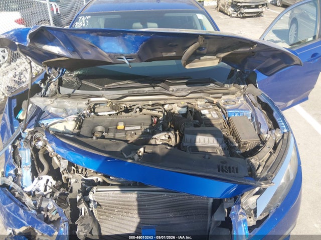 46010243 :رقم المزاد ، 19XFC2F5XJE043723 vin ، 2018 Honda Civic Lx مزاد بيع