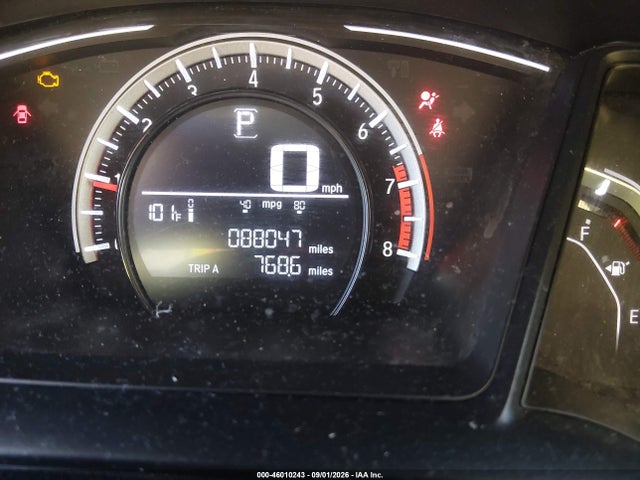 46010243 :رقم المزاد ، 19XFC2F5XJE043723 vin ، 2018 Honda Civic Lx مزاد بيع