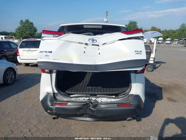 Продажа на аукционе авто 2025 Toyota Rav4 Xle Premium, vin: 2T3A1RFV7SW598885, номер лота: 46010254