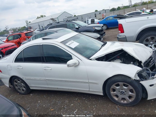 Продажа на аукционе авто 2006 Mercedes-benz C 280 Luxury 4matic, vin: WDBRF92H26F801885, номер лота: 46010308