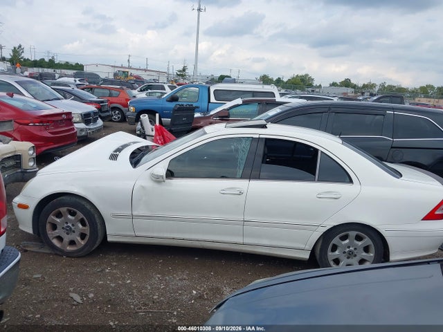 Продажа на аукционе авто 2006 Mercedes-benz C 280 Luxury 4matic, vin: WDBRF92H26F801885, номер лота: 46010308