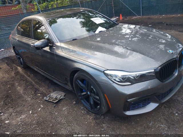 46010311 :رقم المزاد ، WBA7E2C51JG742139 vin ، 2018 Bmw 740i مزاد بيع