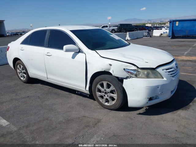 46010312 :رقم المزاد ، 4T1BE46K98U731522 vin ، 2008 Toyota Camry Le مزاد بيع
