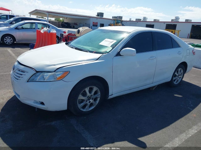 46010312 :رقم المزاد ، 4T1BE46K98U731522 vin ، 2008 Toyota Camry Le مزاد بيع