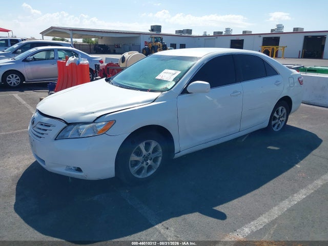 46010312 :رقم المزاد ، 4T1BE46K98U731522 vin ، 2008 Toyota Camry Le مزاد بيع
