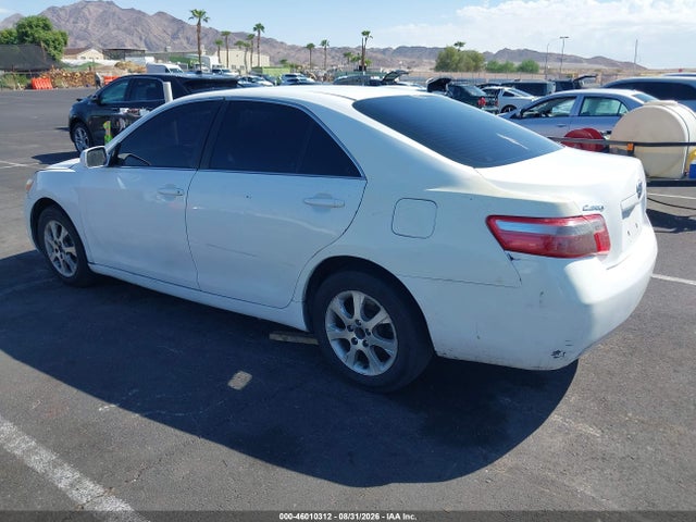 46010312 :رقم المزاد ، 4T1BE46K98U731522 vin ، 2008 Toyota Camry Le مزاد بيع